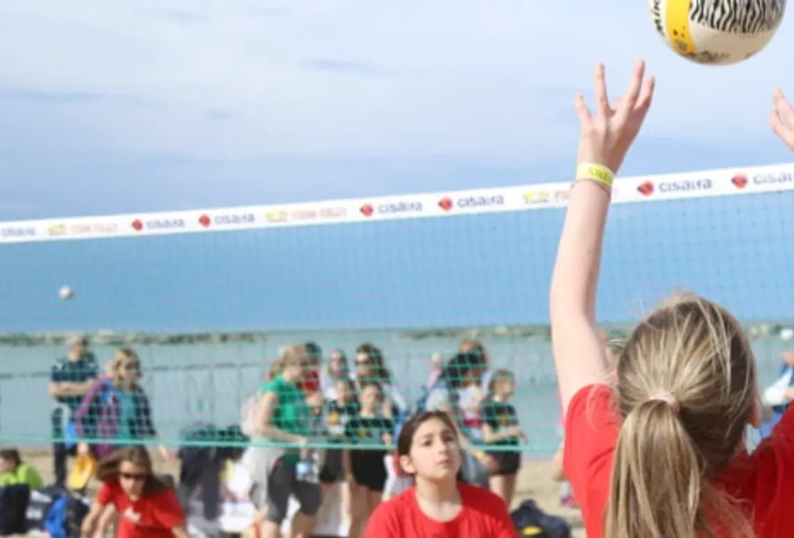 YOUNG VOLLEY ON THE BEACH 2017