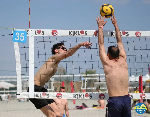 BEACH VOLLEY