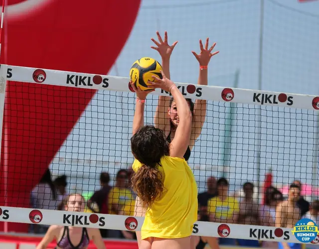 BEACH VOLLEY