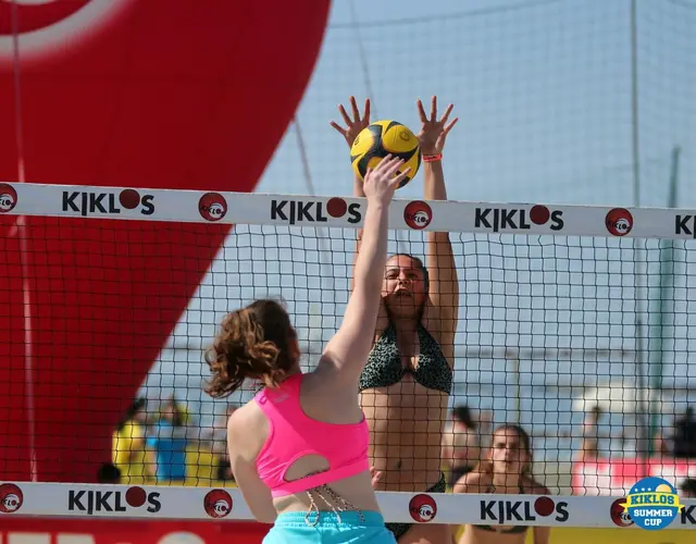 BEACH VOLLEY