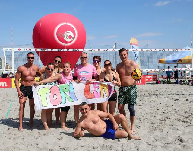 BEACH VOLLEY