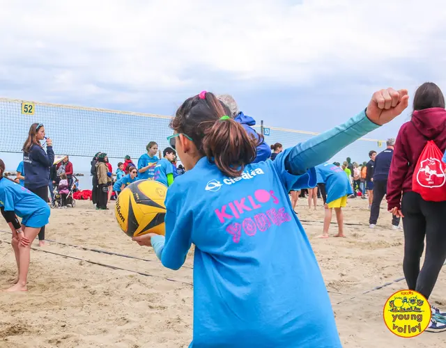 23° YOUNG VOLLEY ON THE BEACH